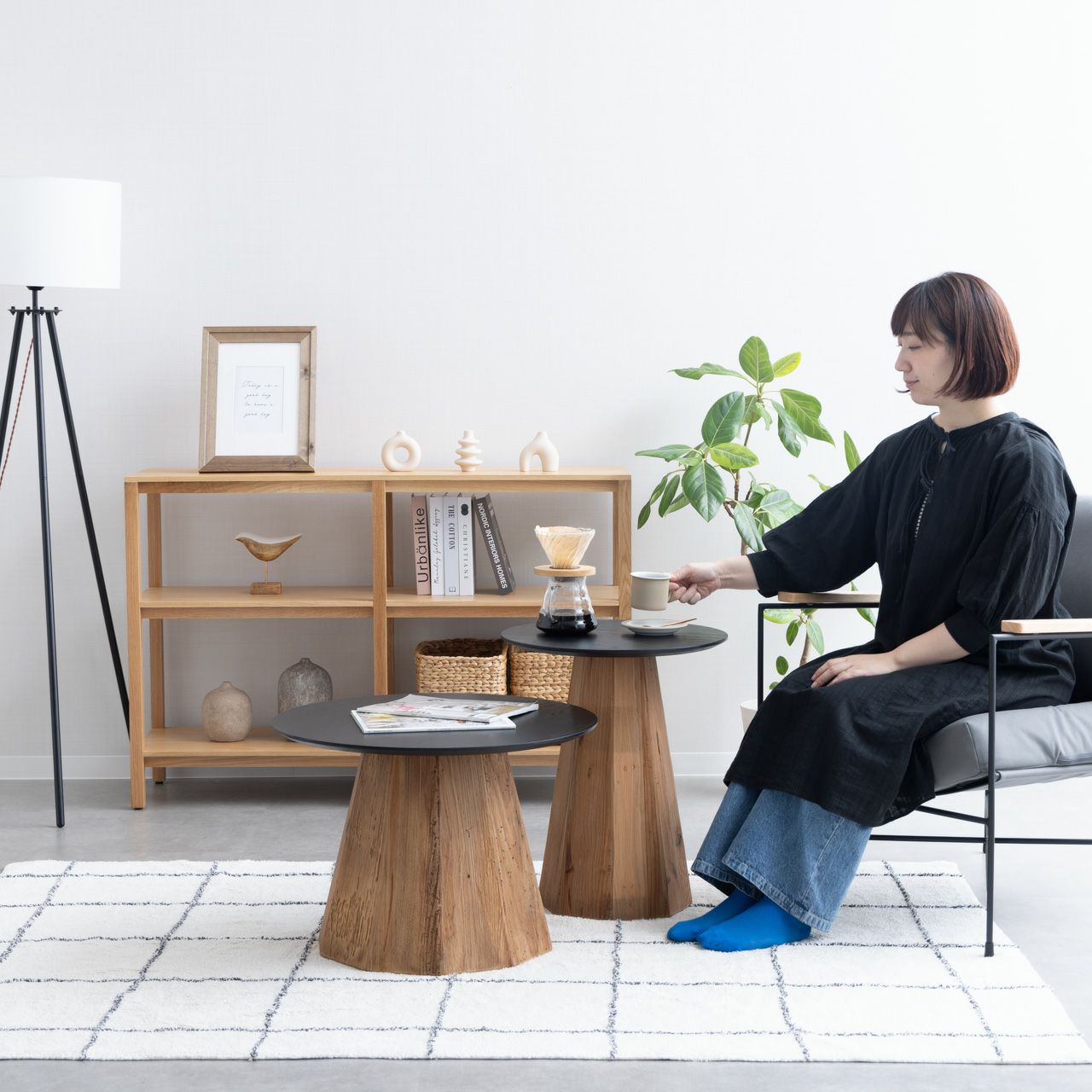 【プロファイル必読：） 4万円　円形ROOM&HOME テーブル Amazon｜【Roomnhome】セントラルラウンドテーブル ダイニング