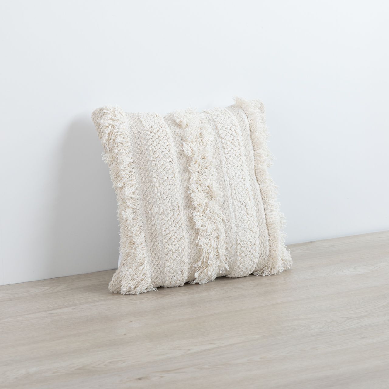 ◇Cassina◇　大型ダウンクッション　２個セット　ホワイト系 HOME COCCI クッション 2個セット ヌードクッション 45cm×45cm