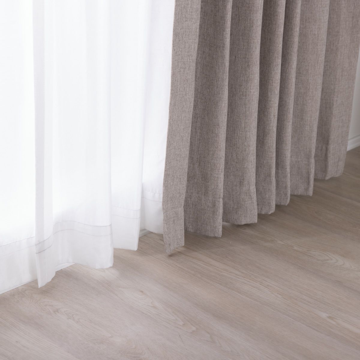 心地の良い手触りのカーテンセット写真2