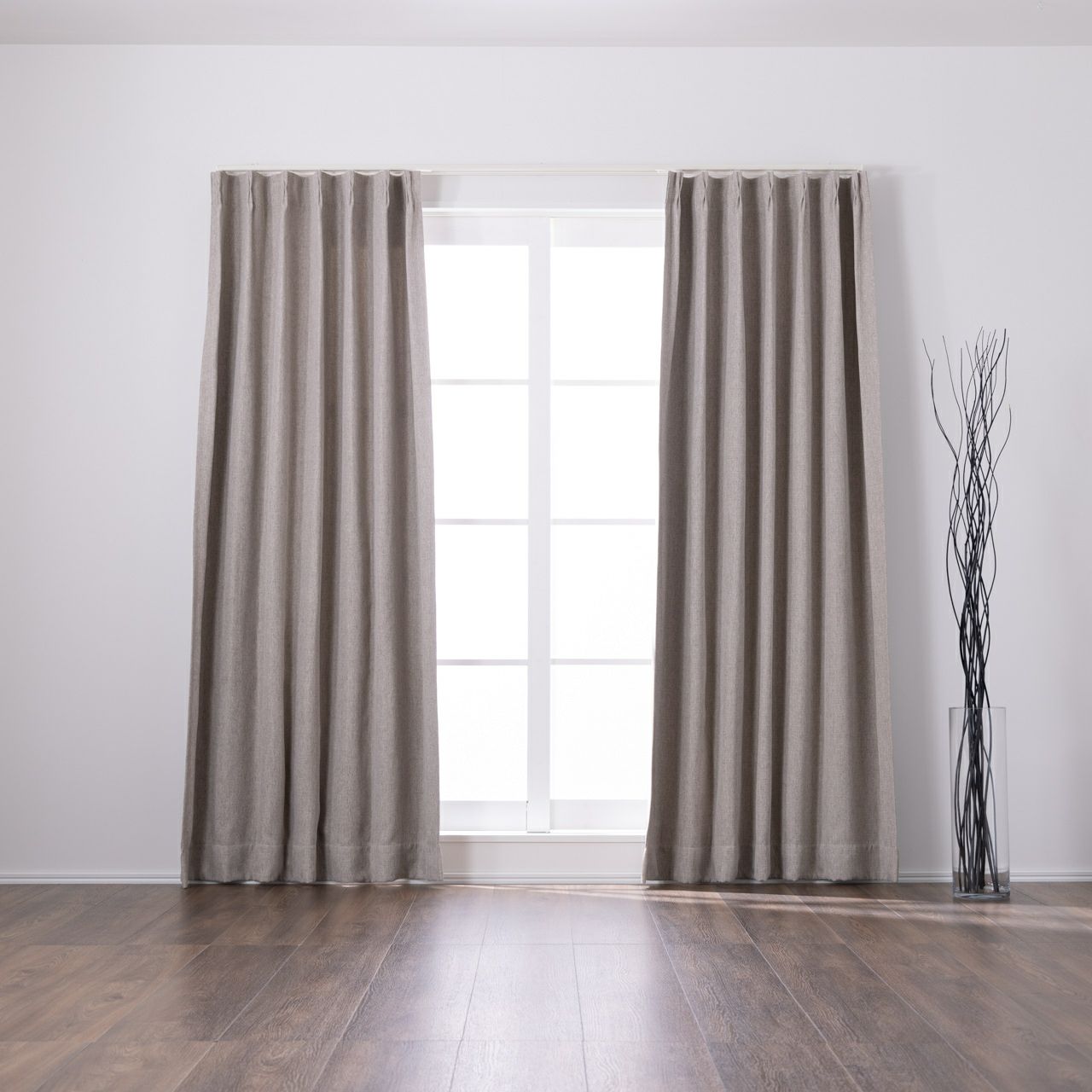 カーテンカラバリ